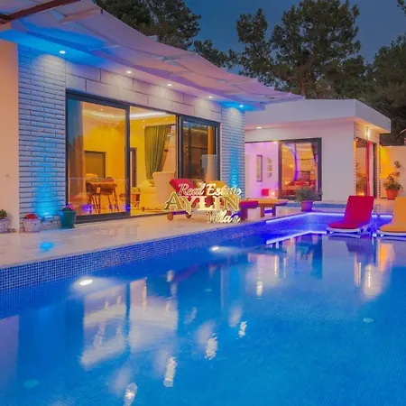 Super Luxury Memory With Private Pool